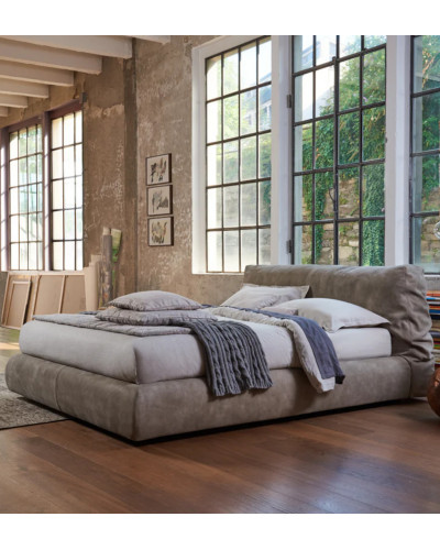 Sharpei_Box Bedframe By Dorelan